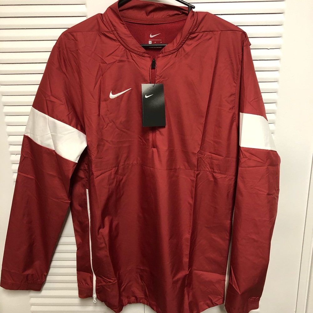 Nike Men’s Red Lightweight Jacket NWT Size L